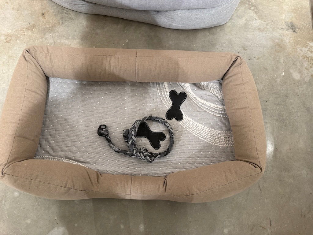 Hundeseng av naturmaterialer
