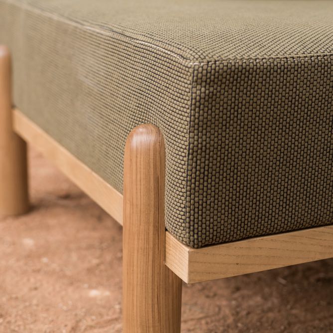 Moly sovesofa